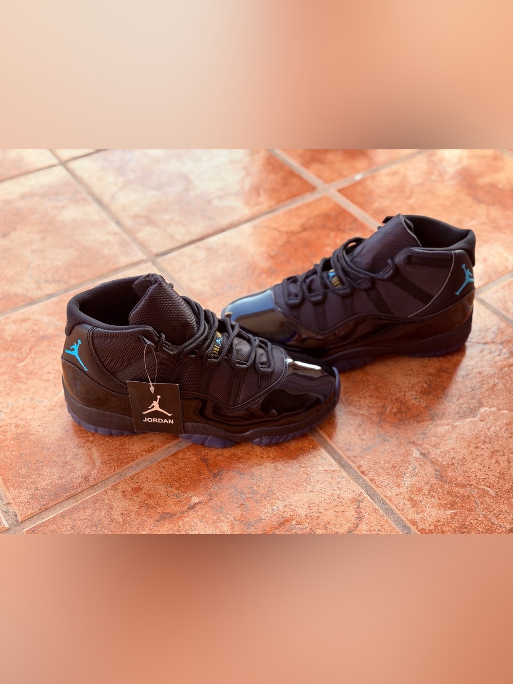 Size 9.5 Men’s And Women’s 11 - Jordan Retro 11 Gamma Blue